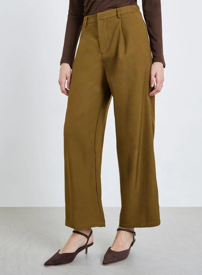 ستايلي بنطال بأرجل واسعة